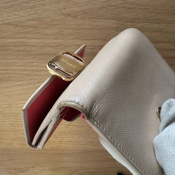 Ferregamo short wallet - Picture 9 of 11